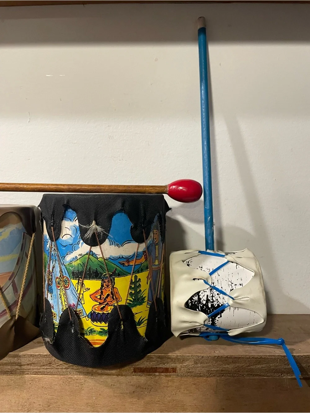 Vintage Style Toy American Indian-themed Barrel Drum Lot Kids Toys souvenirs